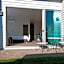 Broadway Motel & Miro Court Villas