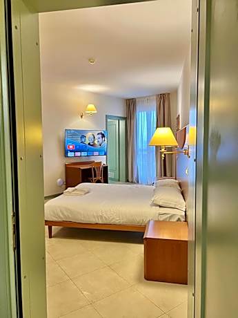 Triple Room with Balcony