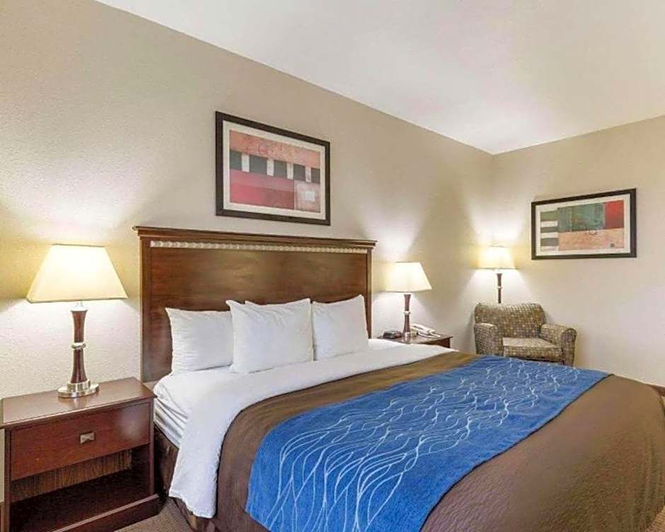 Comfort Inn & Suites Winnie