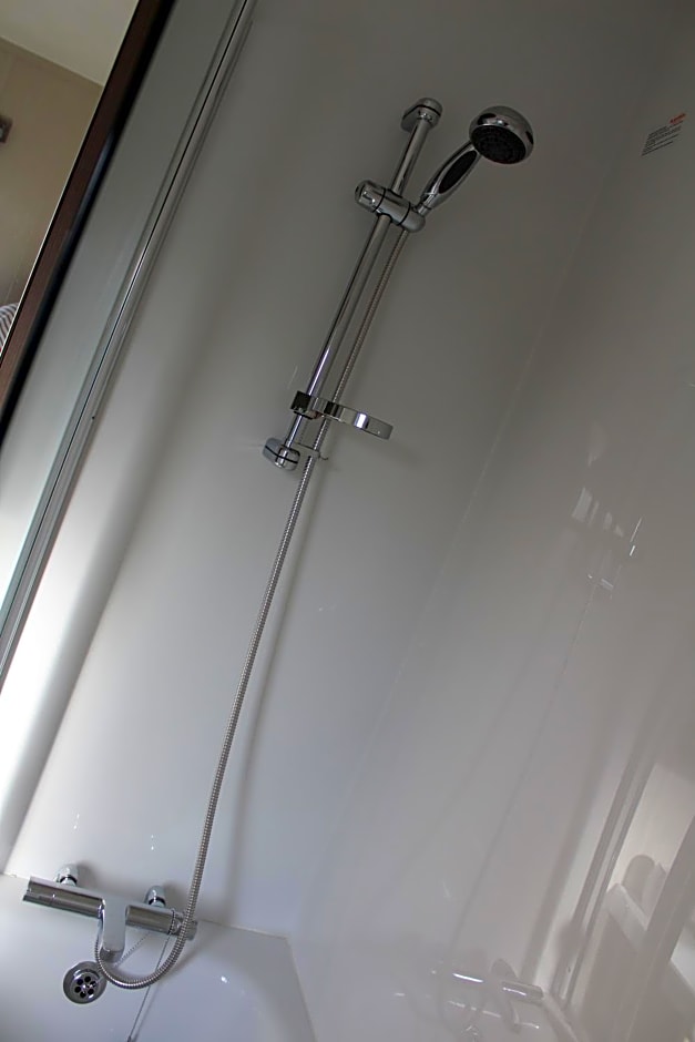 Moonlight Ridge -2 bedroom lodge with hot tub