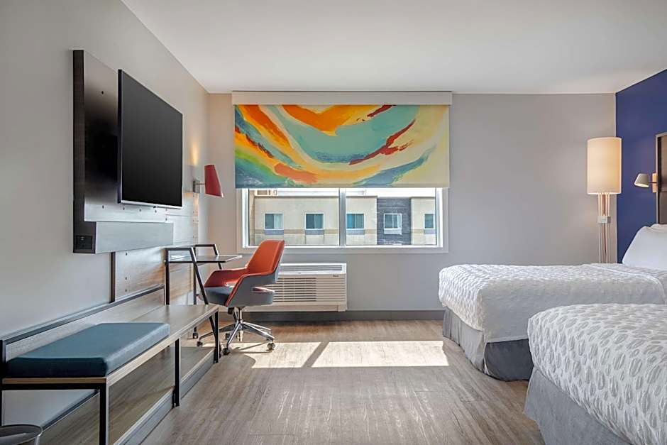 Tru by Hilton Anderson