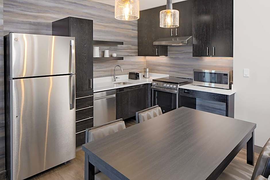 Residence Inn by Marriott Detroit Farmington Hills