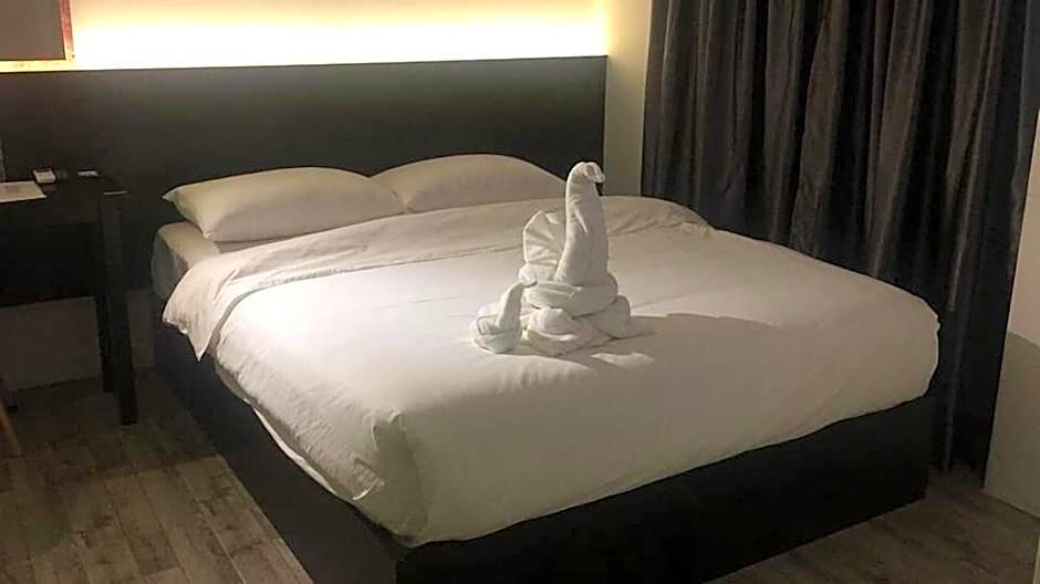 Tambun Warm Hotel