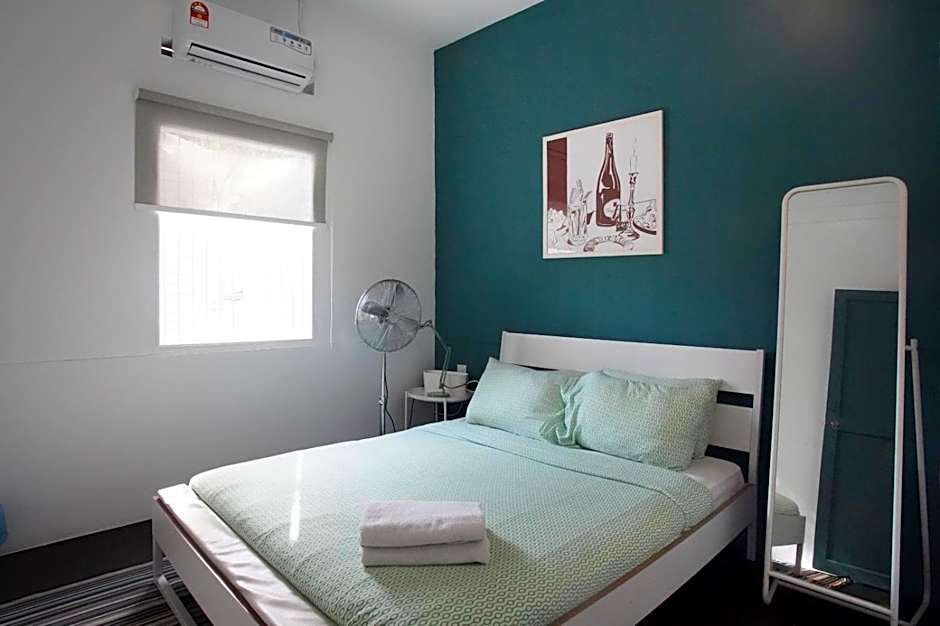 Stay SongSong Mount Erskine