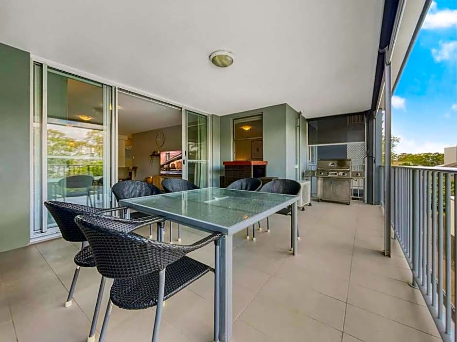 Bribie Sunset Vistas - Coastal Bliss Awaits