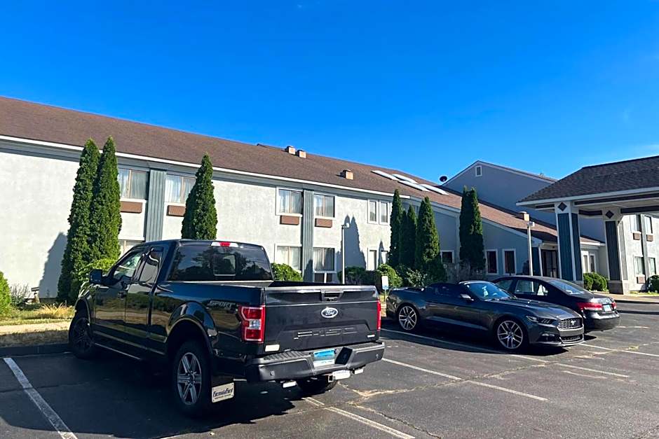 Quality Inn Plainfield I-395