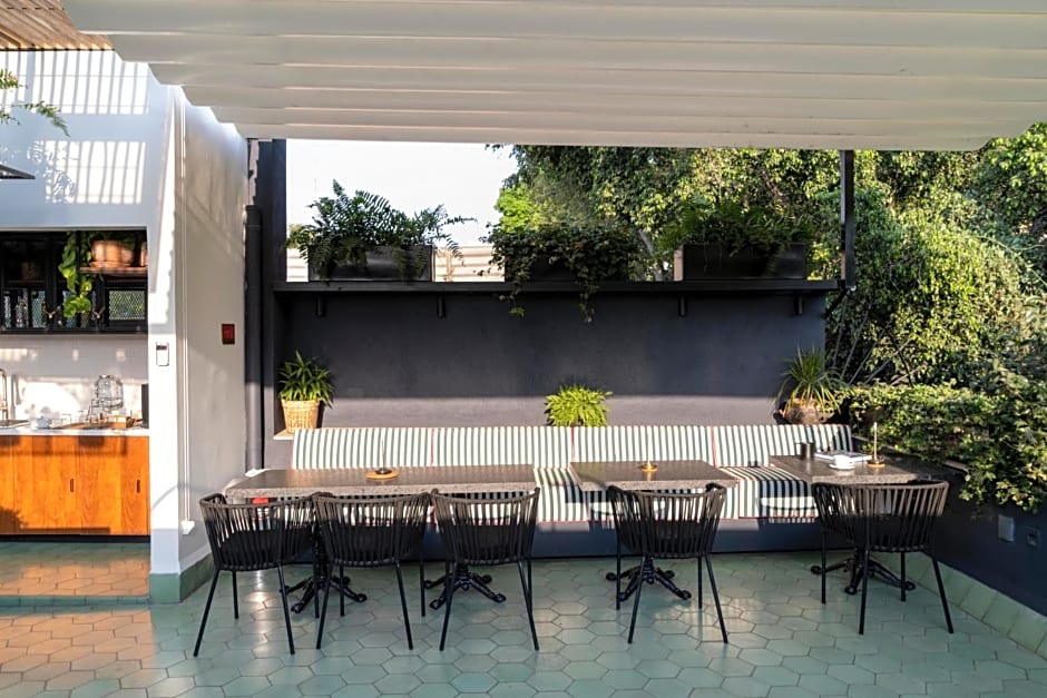 Roso Guest House