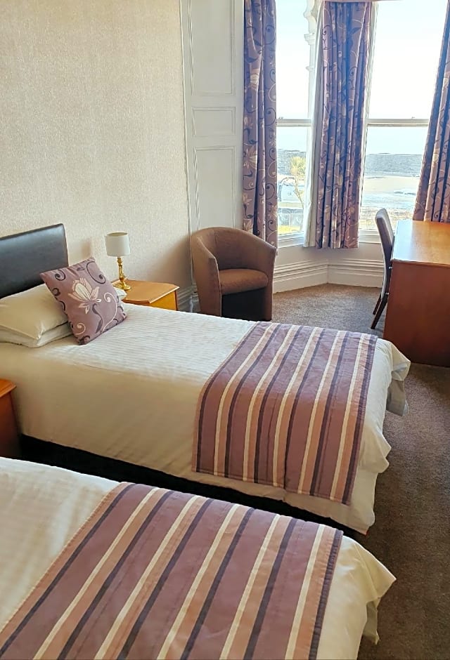 Hydro Hotel