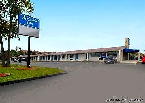 Rodeway Inn Metro Airport