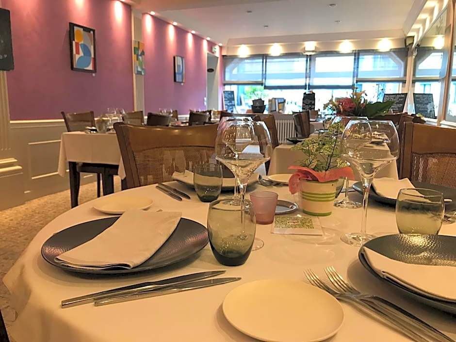 Logis Hotel & Restaurant La Paix