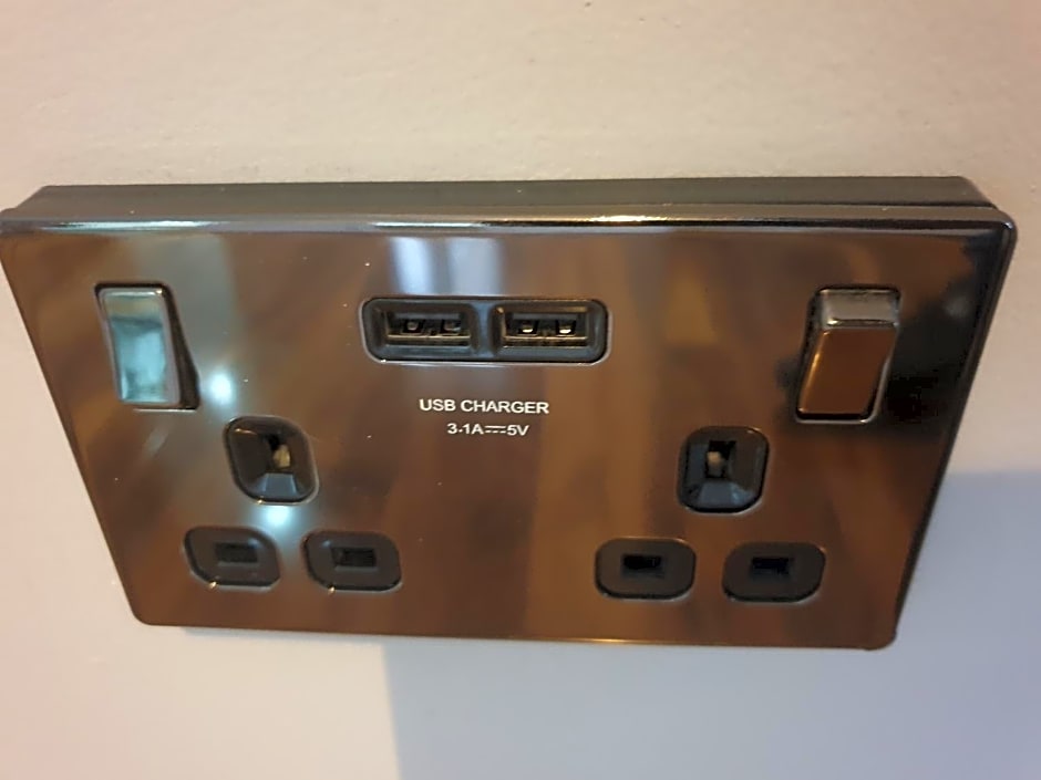 Arsenal Highbury & Islington Beautifully Presented