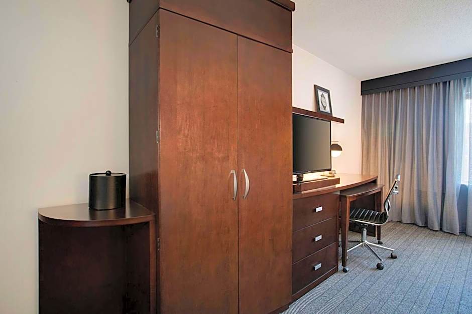 Courtyard by Marriott Worcester