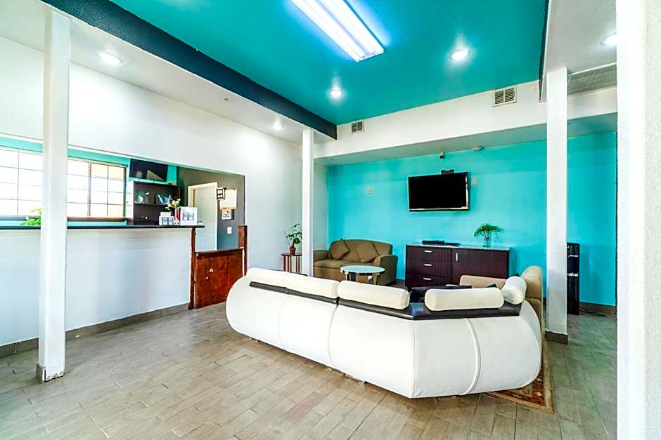 Atria Extended Stays By OYO Jourdanton