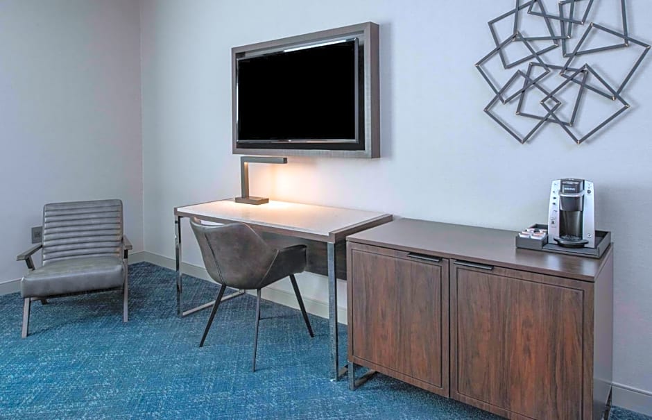 Holiday Inn Express Boston - Quincy By IHG