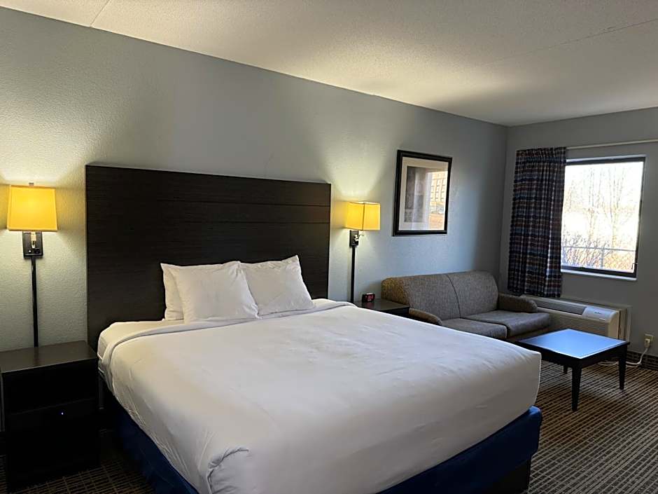 Baymont by Wyndham Louisville Airport South
