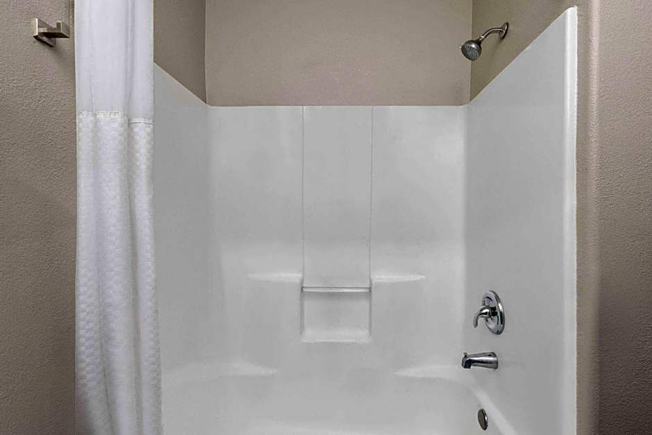 Days Inn & Suites by Wyndham Tucson/Marana