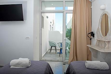 Economy Triple Room