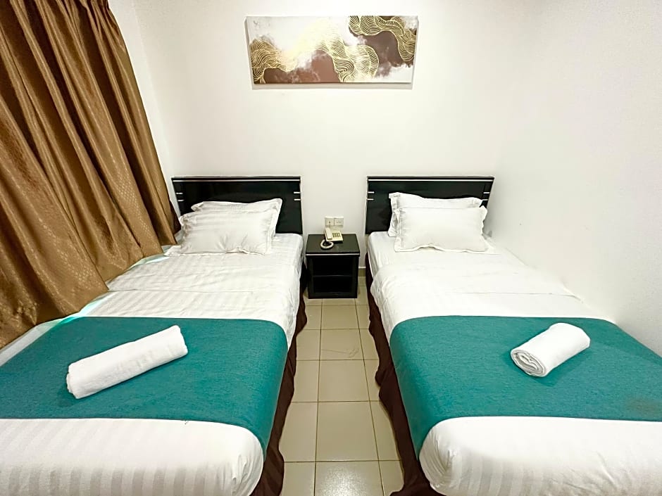 Hotel Tourist City Centre by HotSpot Essential