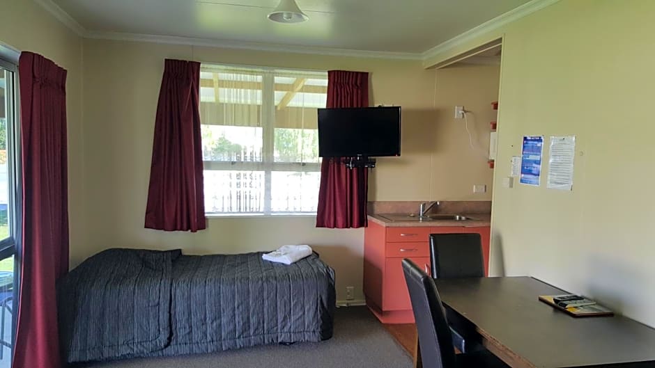 High Country Lodge, Motels & Backpackers