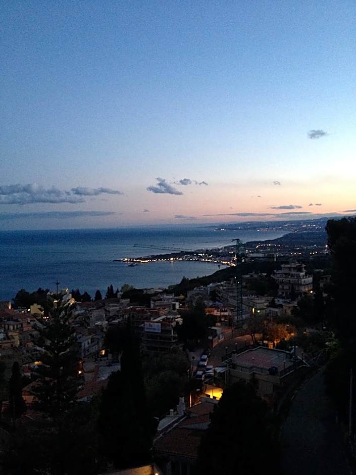 Villa Greta Hotel Rooms & Suites