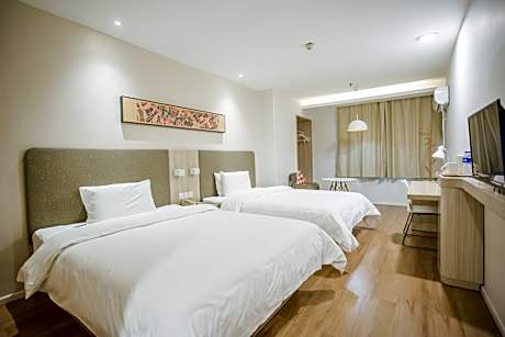 Huazhu - Superior Twin