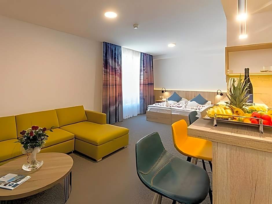 Akademia Hotel**** Balatonfured