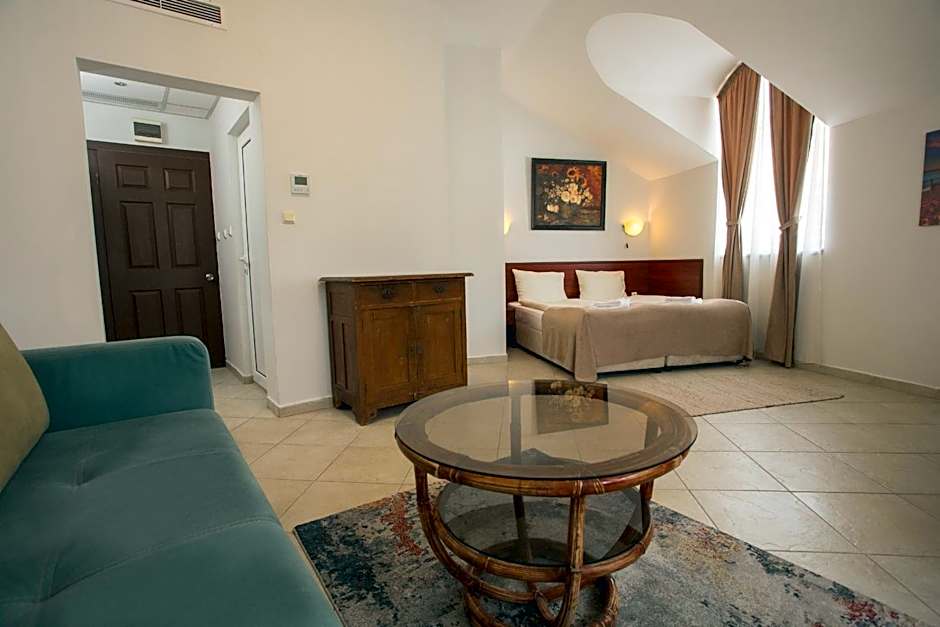 Hotel CENTRAL Balchik