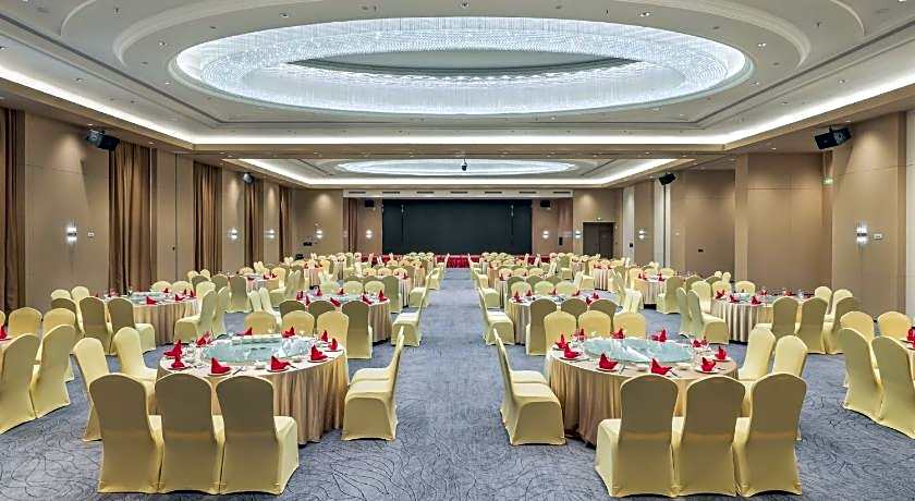 Four Points by Sheraton Yangjiang City Center