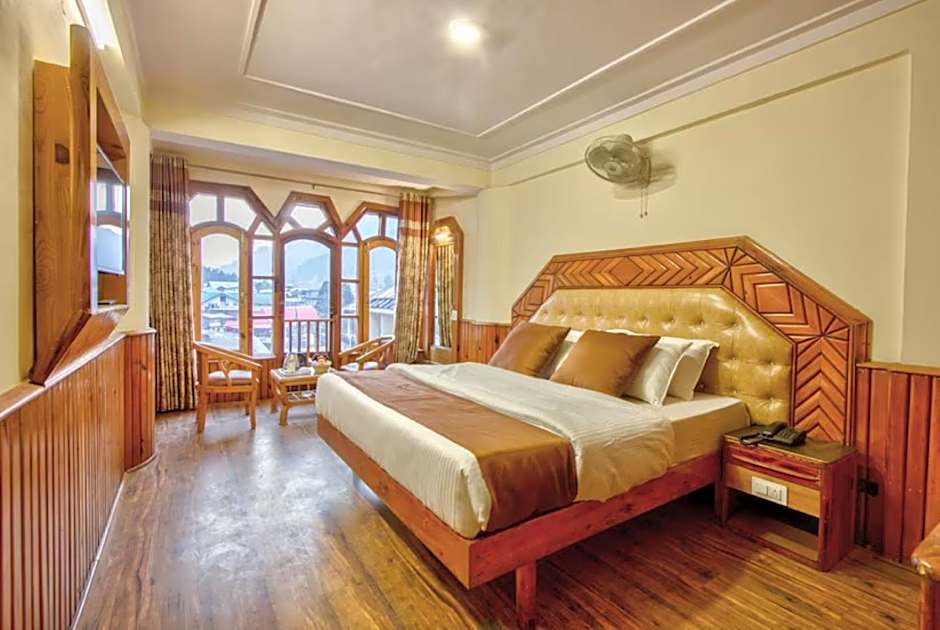 Goroomgo i Bex Manali