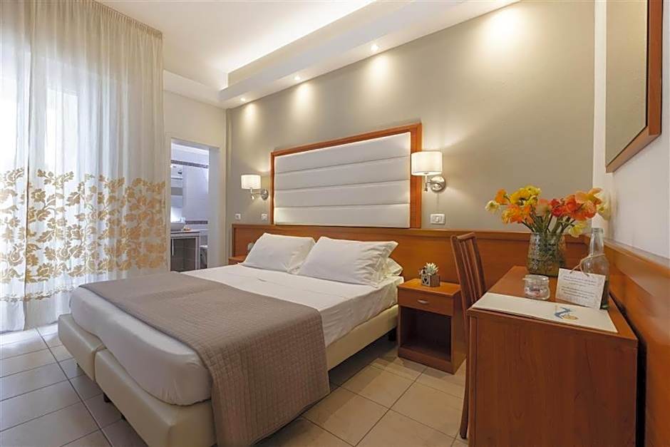 Photo 1 of 6 of 1 Double Bed or 2 Beds, Side Sea View
