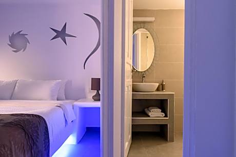 Superior Double or Twin Room with Pool View