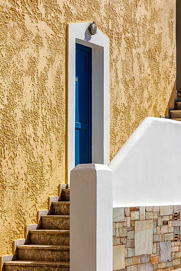 Niros Beachfront Aparthotel