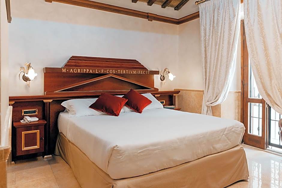 Hotel Pantheon