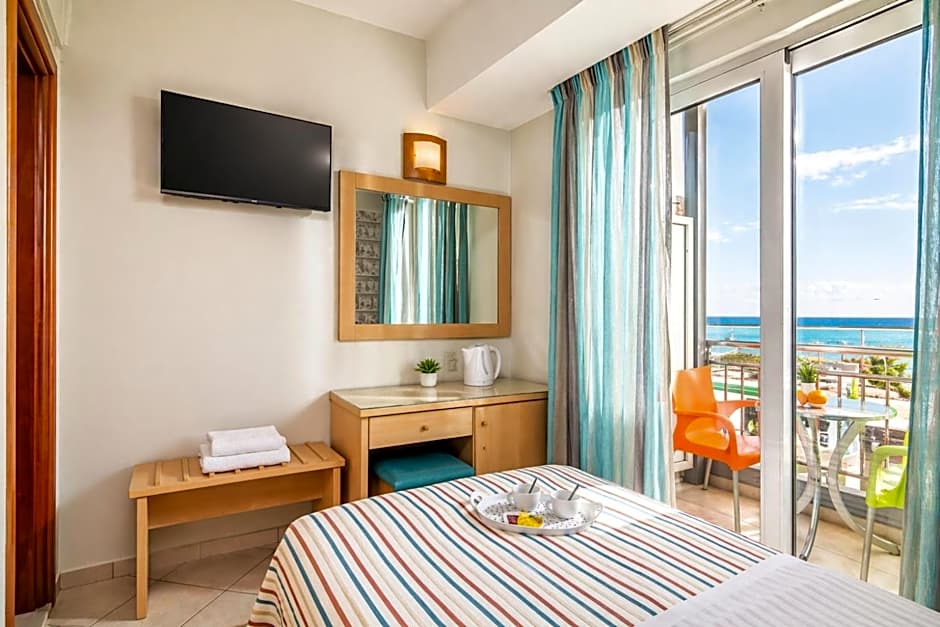 City Life Port Hotel