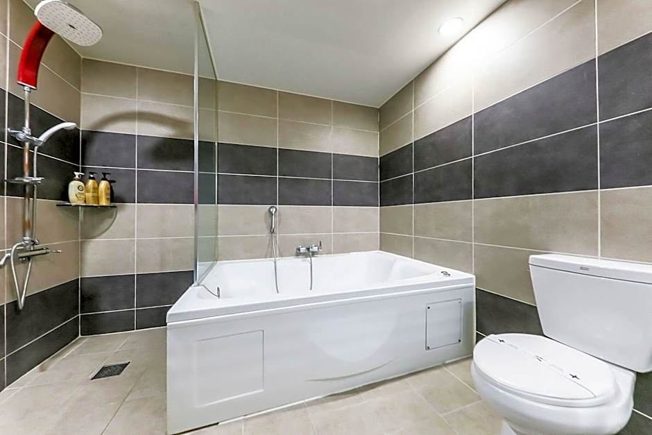 Cheonan K Hotel