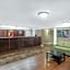 Super 8 by Wyndham Austell/Six Flags