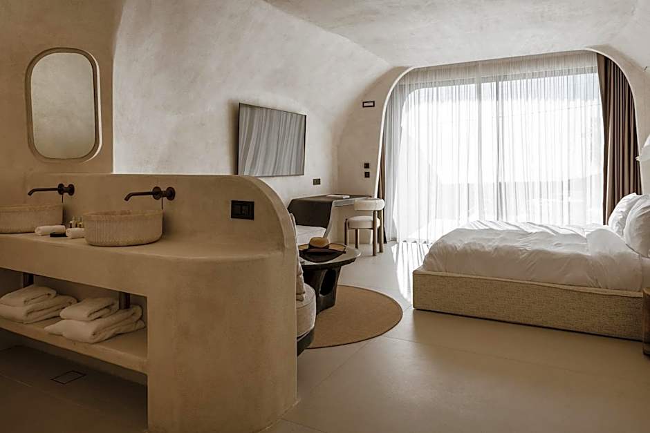 One of One Hotel