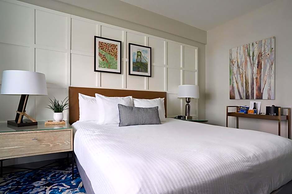 Heathman Hotel