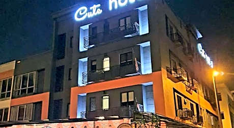 Cute Hotel & Dorms Ipoh