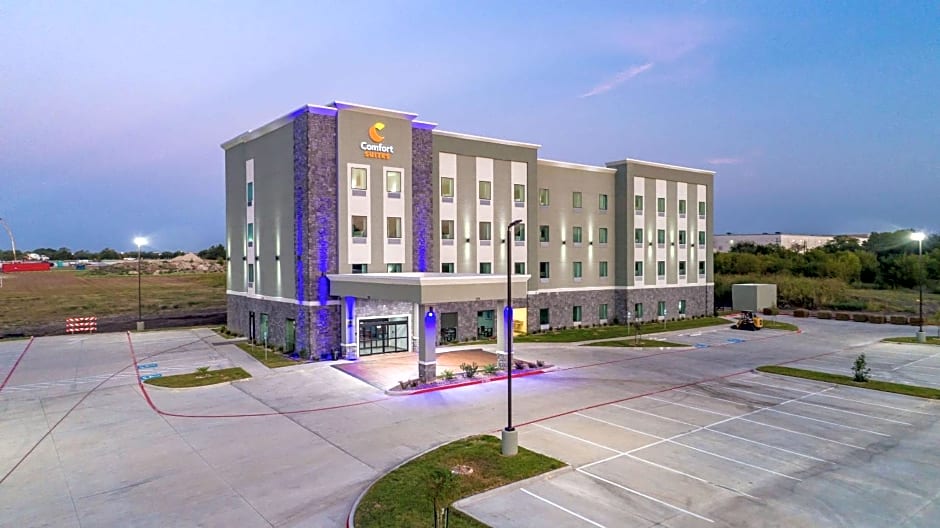 Comfort Suites DeSoto Dallas South