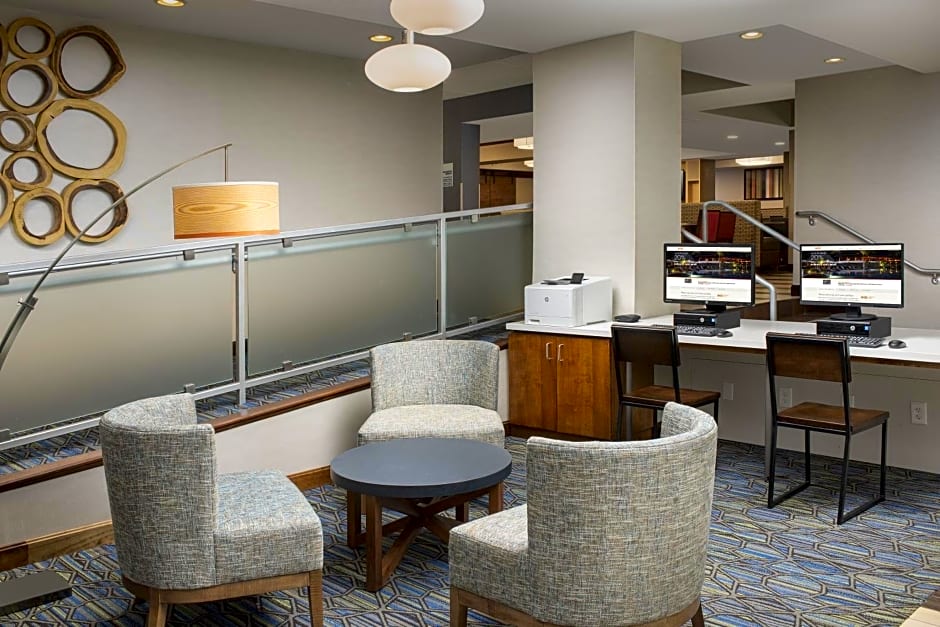 Holiday Inn Express Saugus Logan Airport