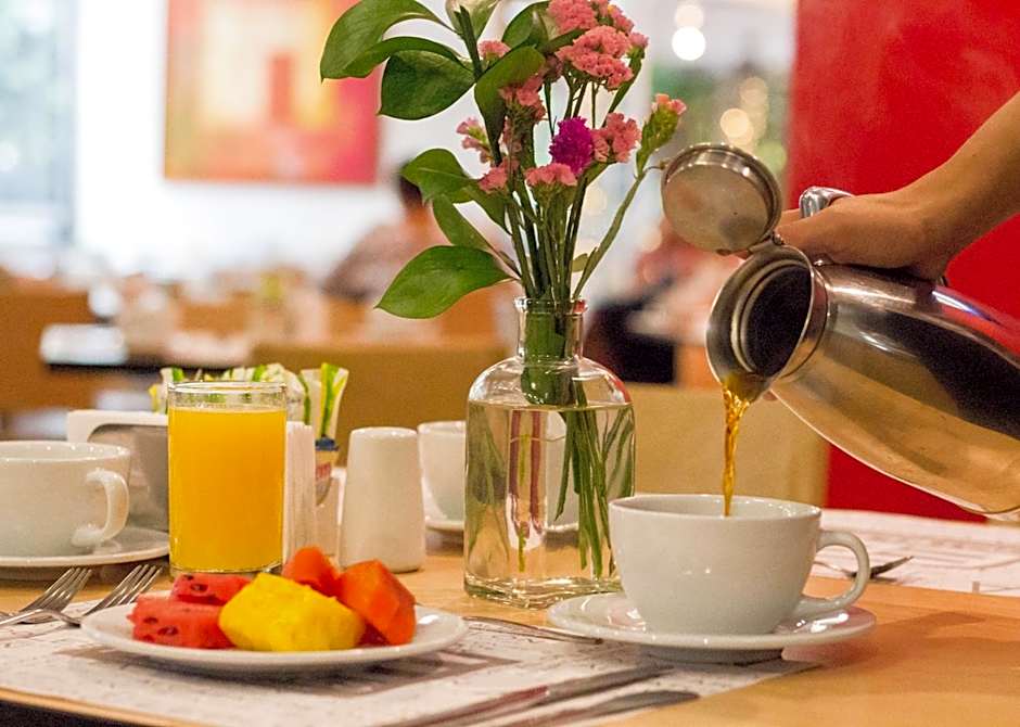Novelty Suites Hotel - Oviedo Mall