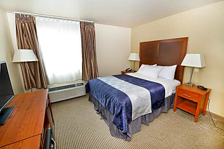 Queen Room - Non-Smoking