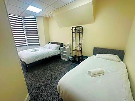 Triple Room with Shower
