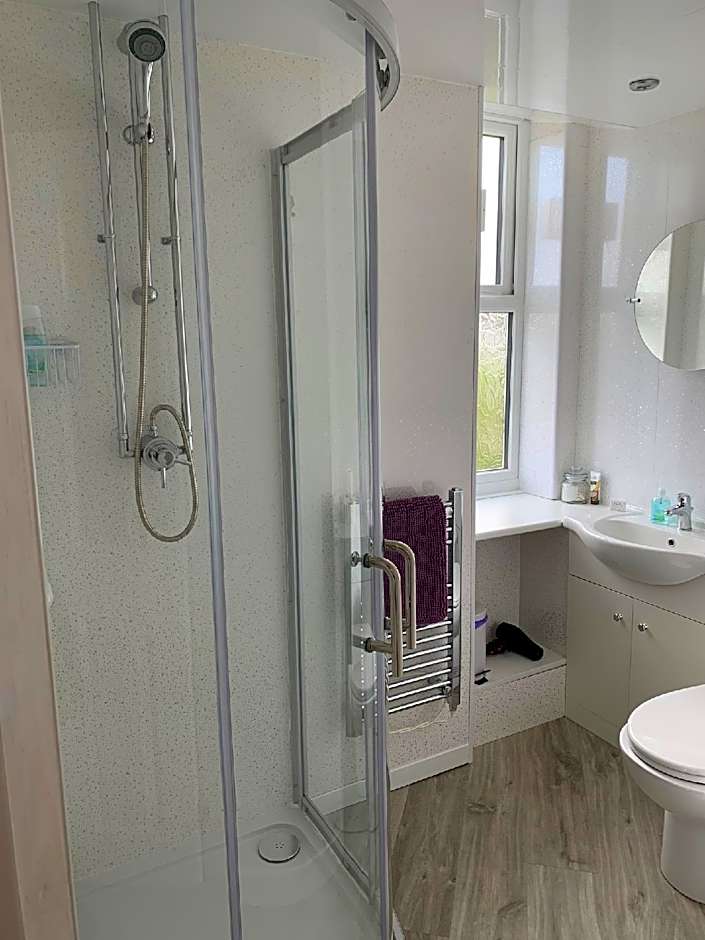 The Village Inn and Kirtle House B&B