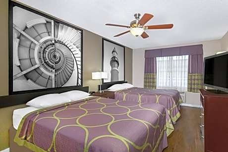 One-Bedroom Suite with Two Queen Beds - Non-Smoking