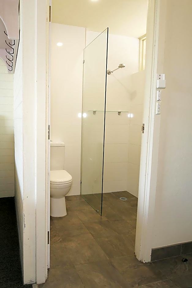 Lake Jindabyne Hotel