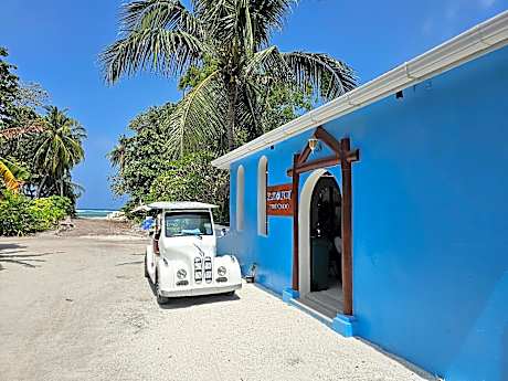 Island Luxury Fehendhoo