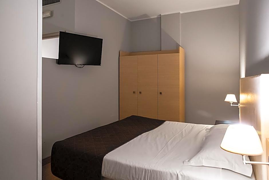 Regal Hotel