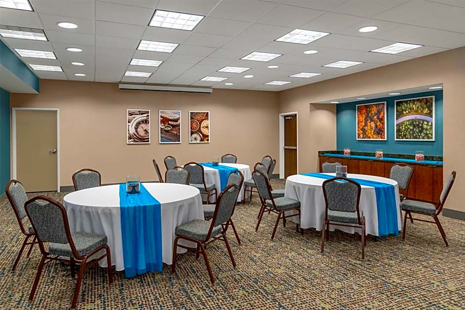 Hampton Inn By Hilton & Suites Tacoma/Puyallup